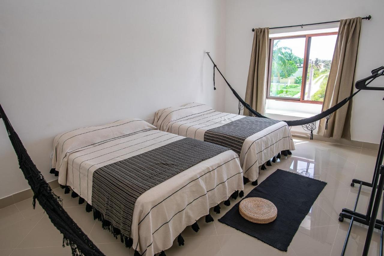 97982 New Modern Villa, Private Pool, High Internet Speed, 2 Blocks From The Beach Pueblo Pueblo Chicxulub Dış mekan fotoğraf